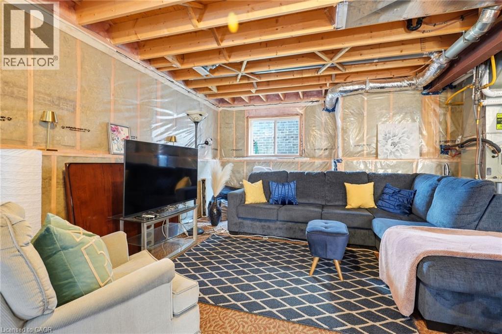 146 JACOB Street W - Image 23