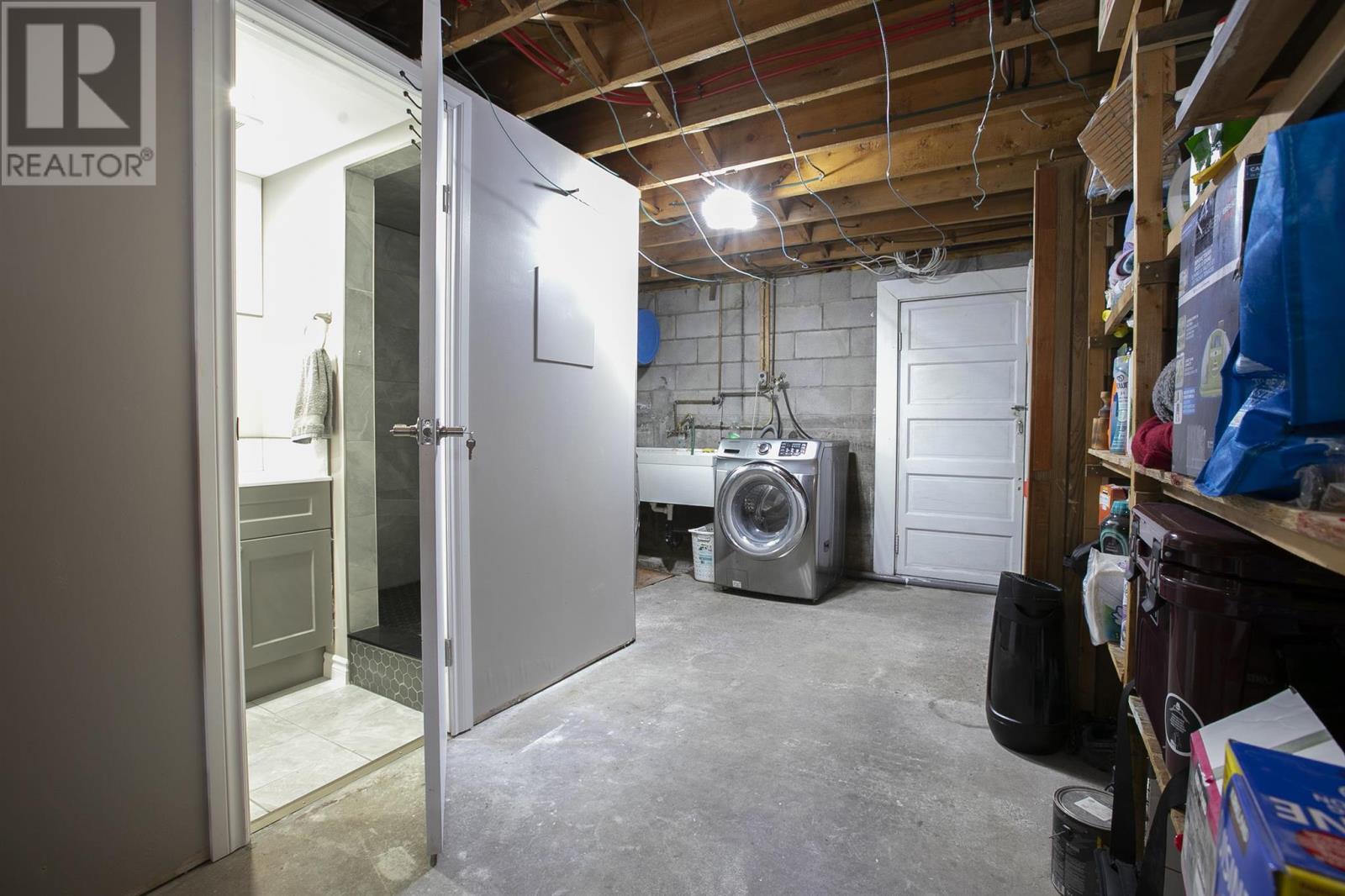 159 McFadden AVE - 49