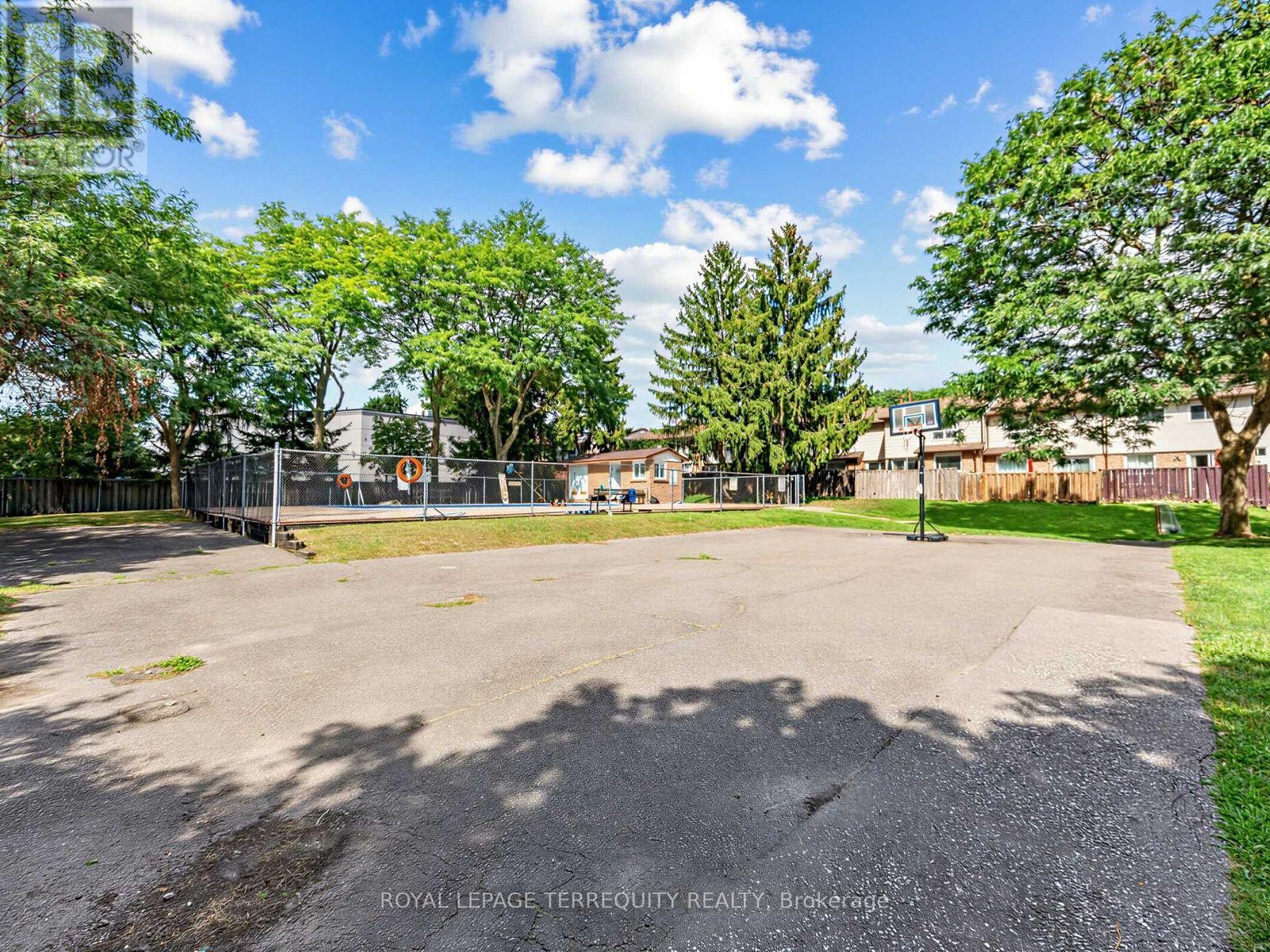 #19 1330 TROWBRIDGE DRIVE - Image 26