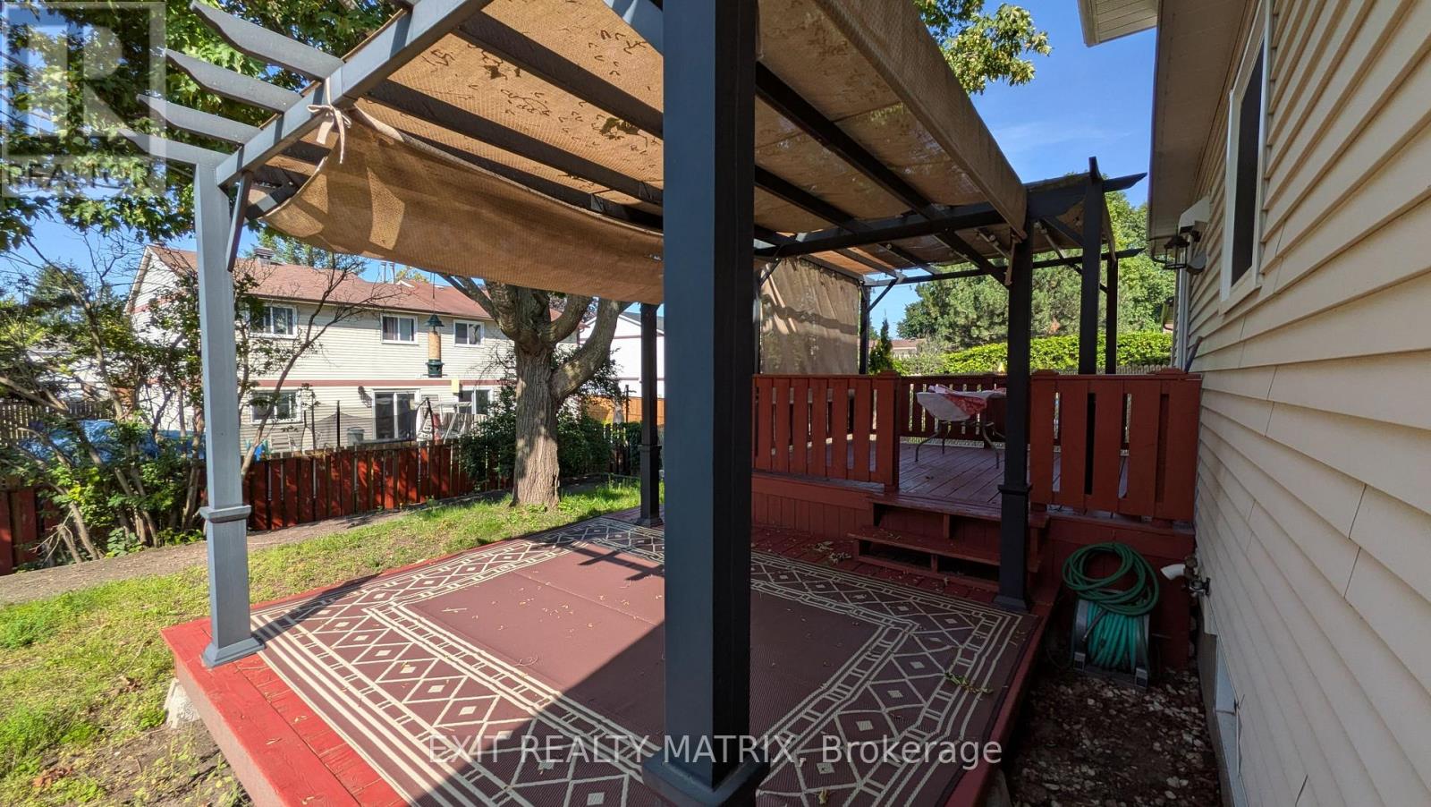30 BARTLEY CRESCENT - 27