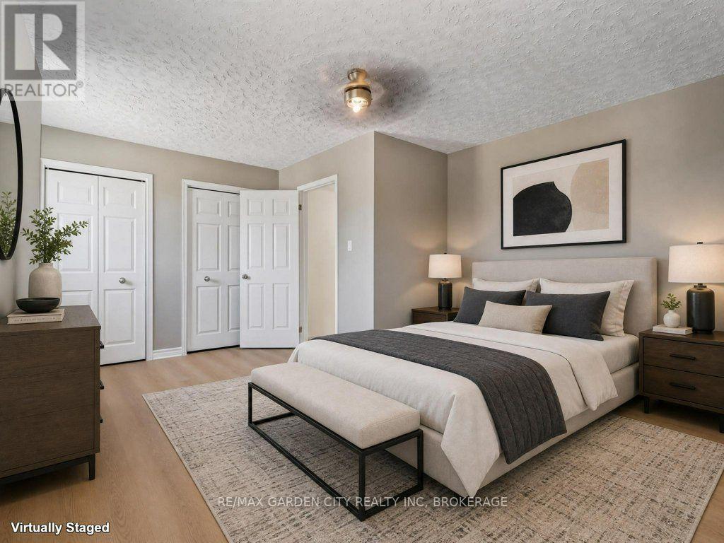 211 MORTON STREET S - 22