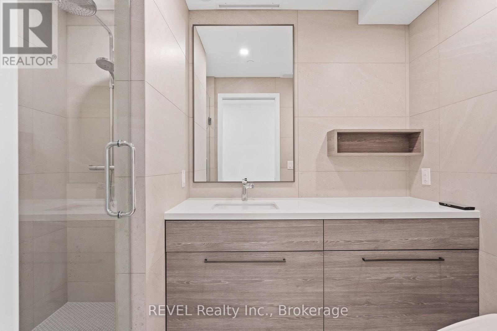 #402 10 DALHOUSIE AVENUE N - Image 31