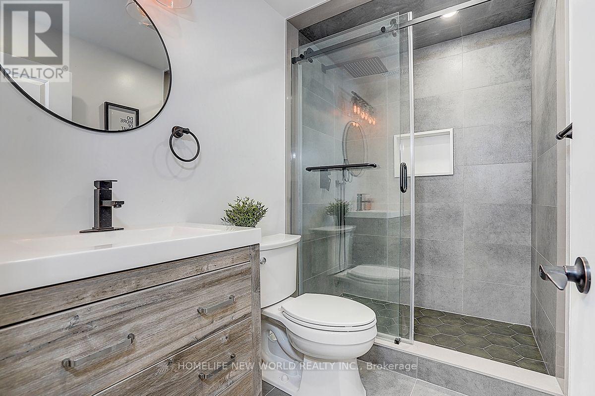 39 JAMES PARROTT AVENUE - 31