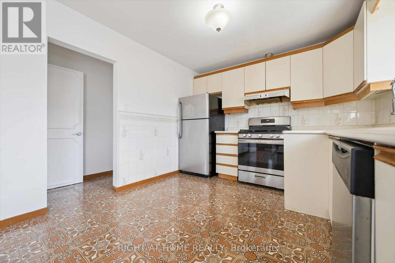 27 JOCADA ROAD - Image 8