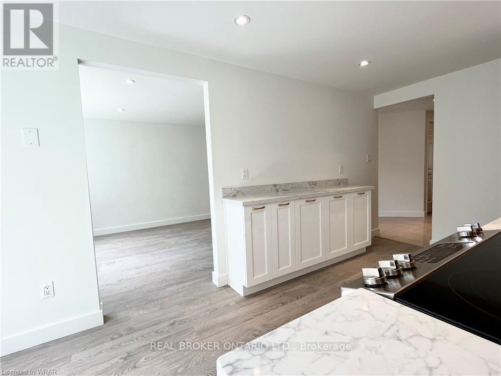 412 EXMOOR STREET — photo 3
