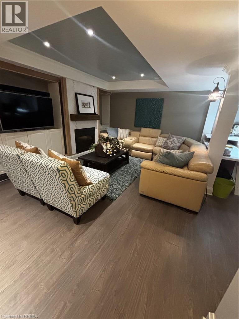 542 WOODHILL Road - Image 15