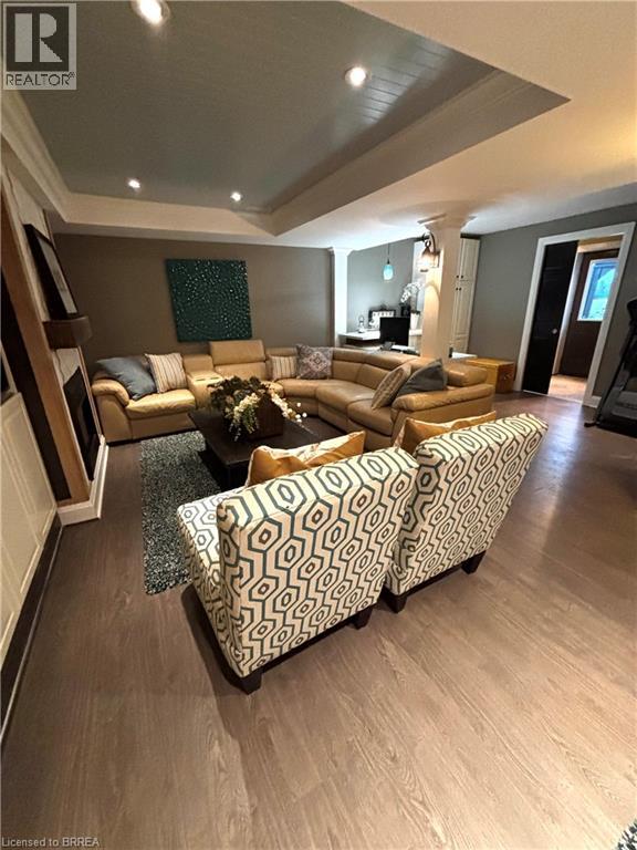 542 WOODHILL Road - 32