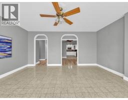 Kitchen - 677 Marentette Unit# Upper, Windsor, ON N9A1Z3 Photo 11
