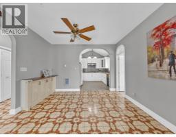 677 Marentette Unit# Upper, Windsor, ON N9A1Z3 Photo 17