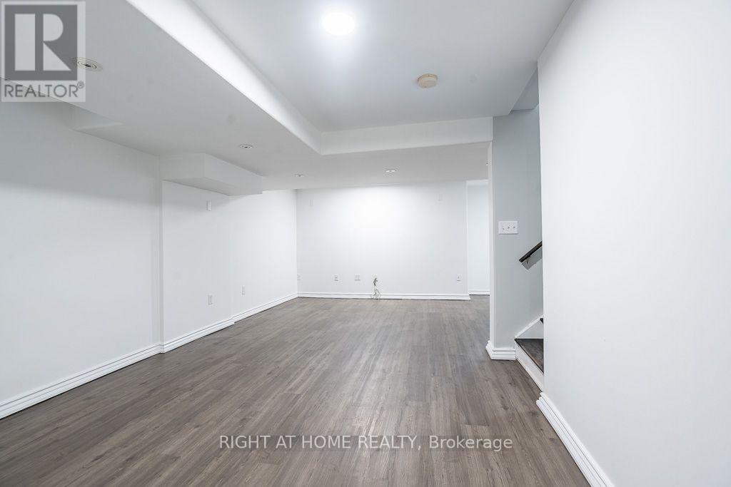 27 PANORAMA WAY - 33