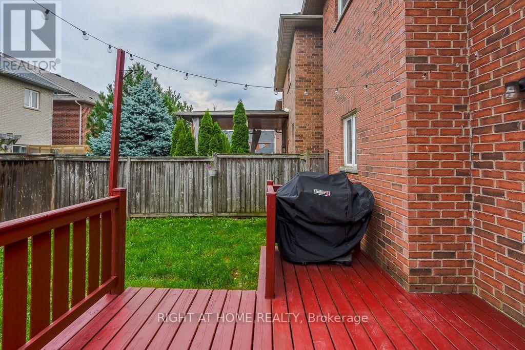 27 PANORAMA WAY - 38