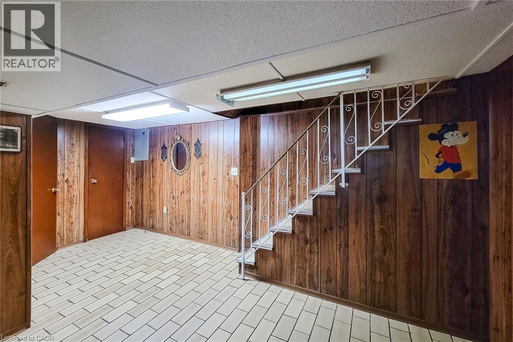 244 HUGHSON Street N - Image 36