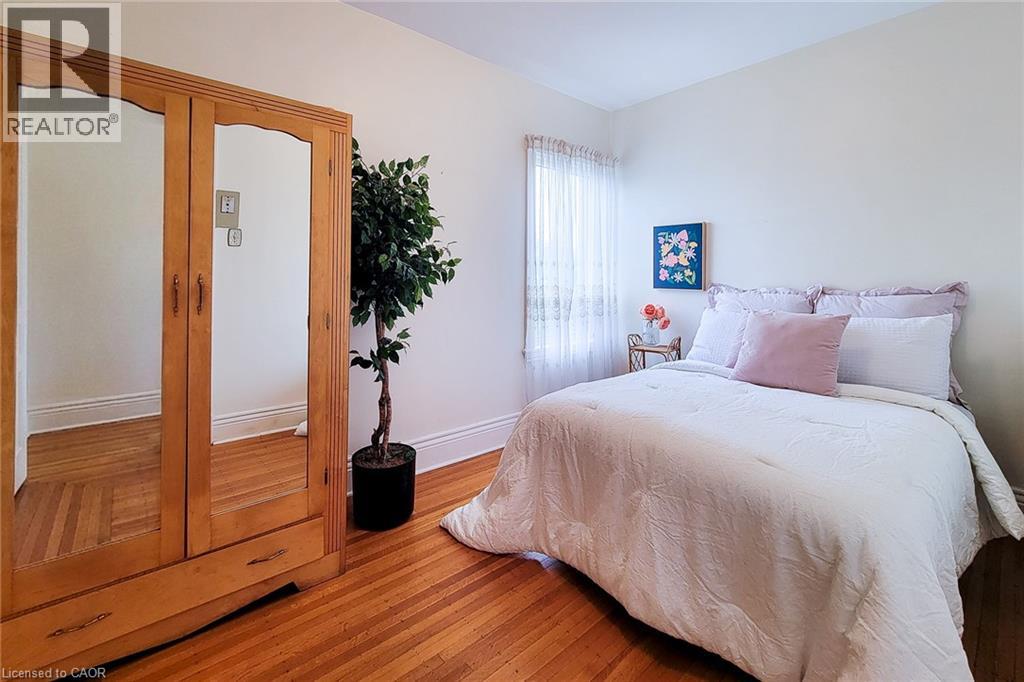 244 HUGHSON Street N - Image 25