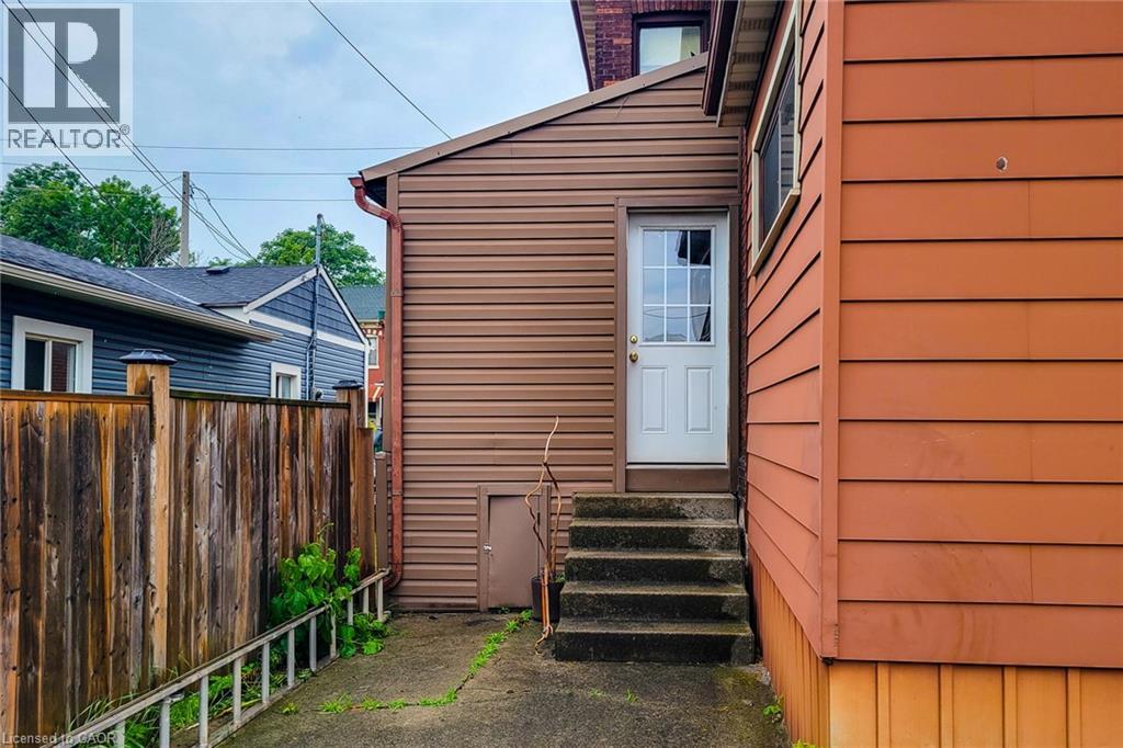 244 HUGHSON Street N - Image 41