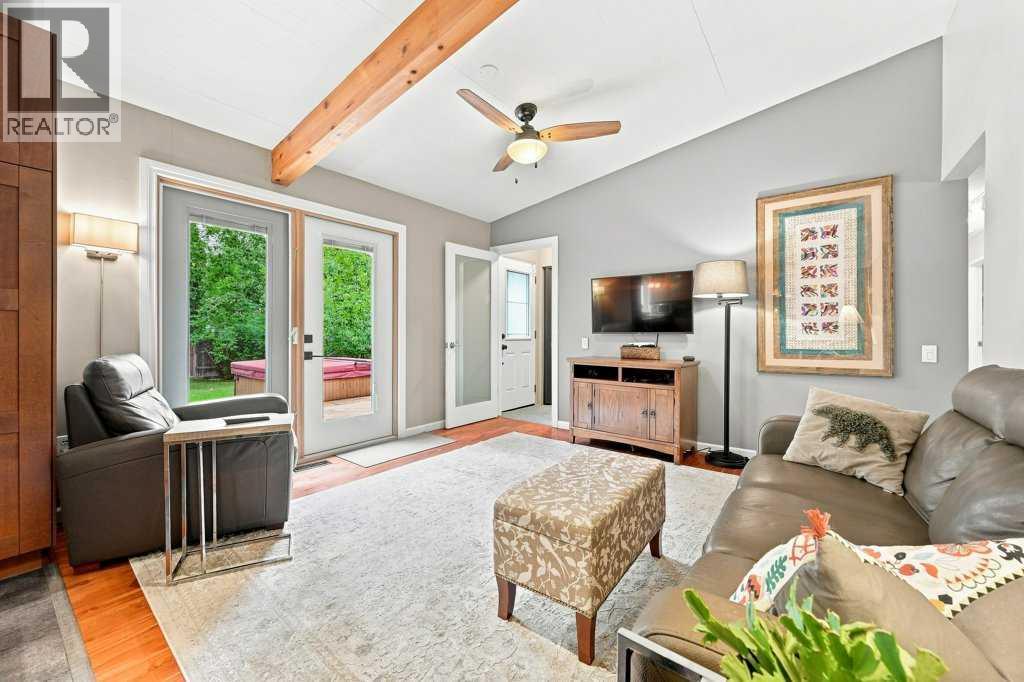 6 Varcourt Place NW - 17