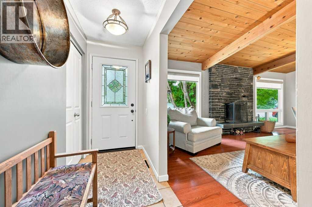 6 Varcourt Place NW - 6