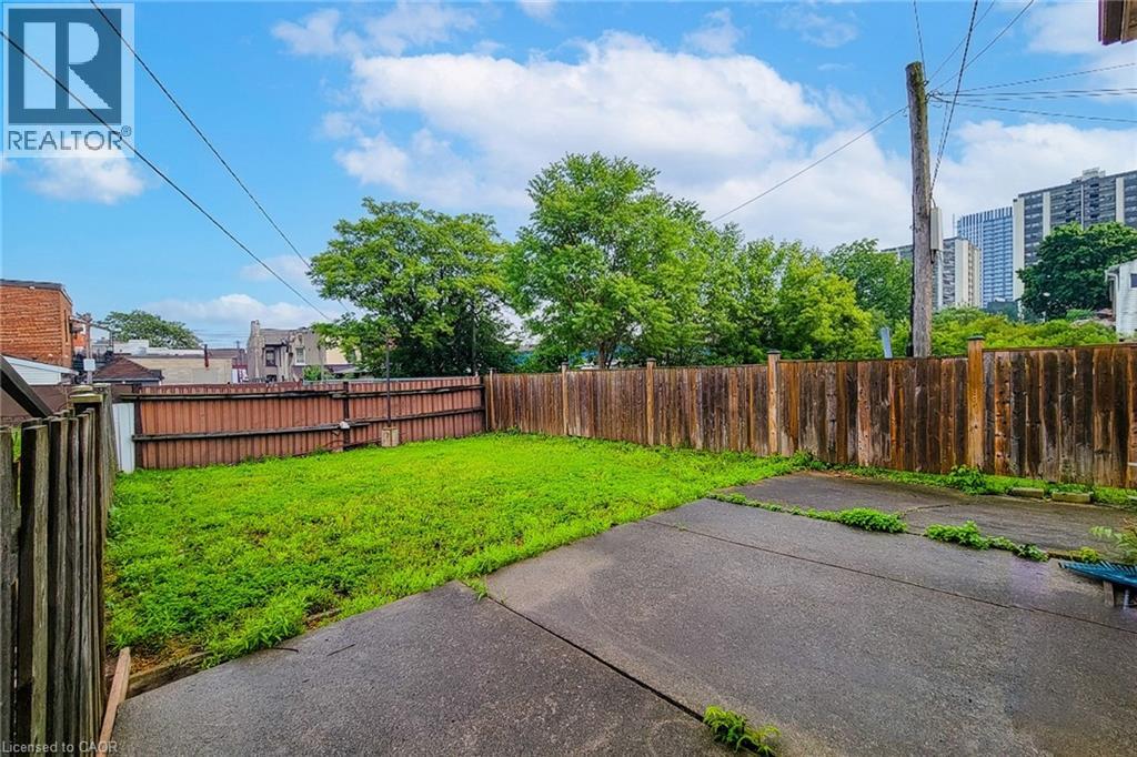 244 HUGHSON Street N - 43
