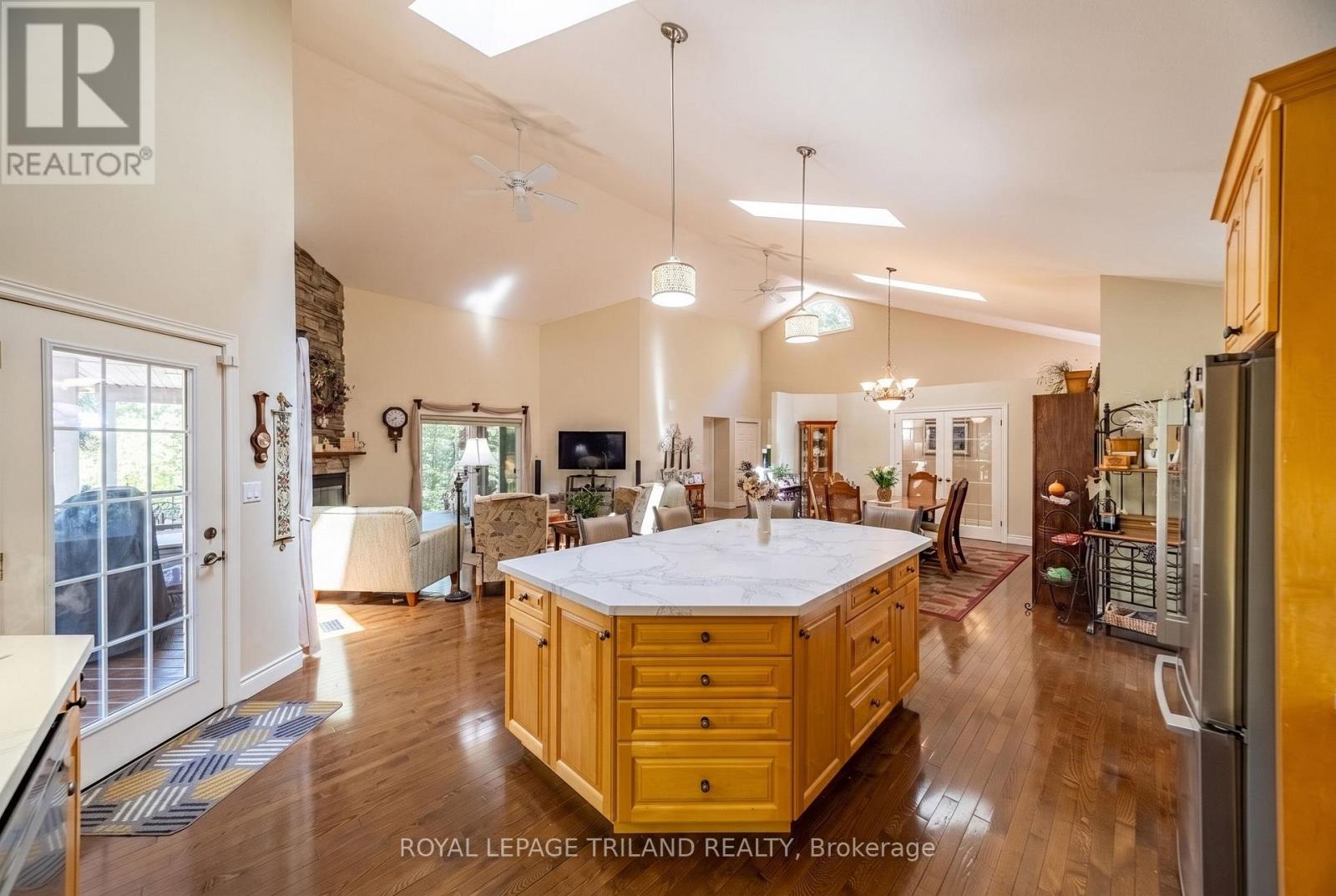 9958 RIVERVIEW ROAD - Image 19