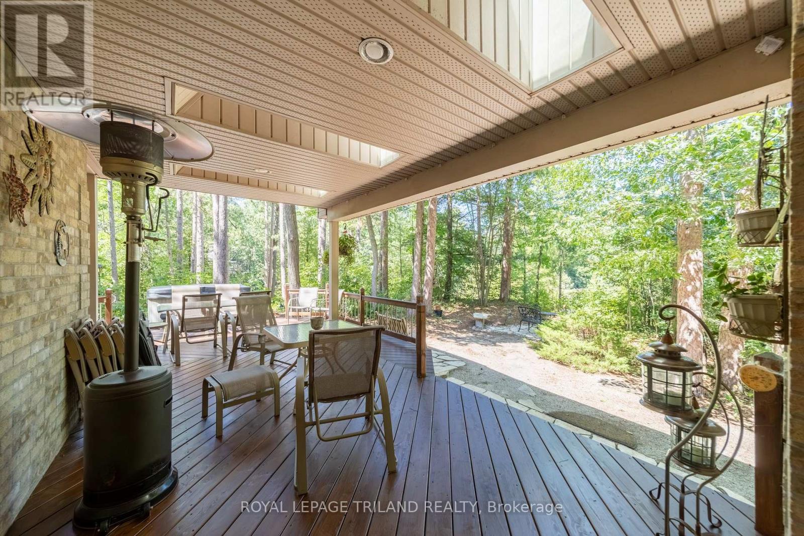 9958 RIVERVIEW ROAD - Image 40