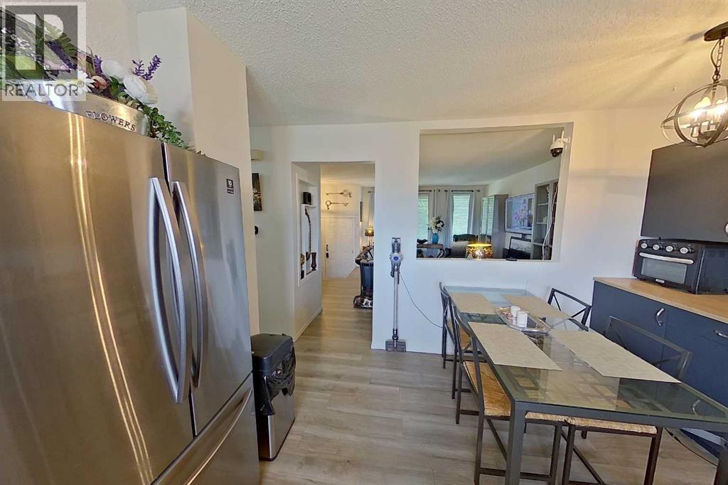 3232 Doverville Crescent SE - Image 12