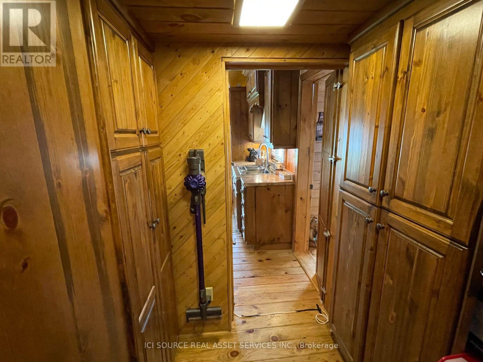 1186 FANTHAM ROAD - Image 24