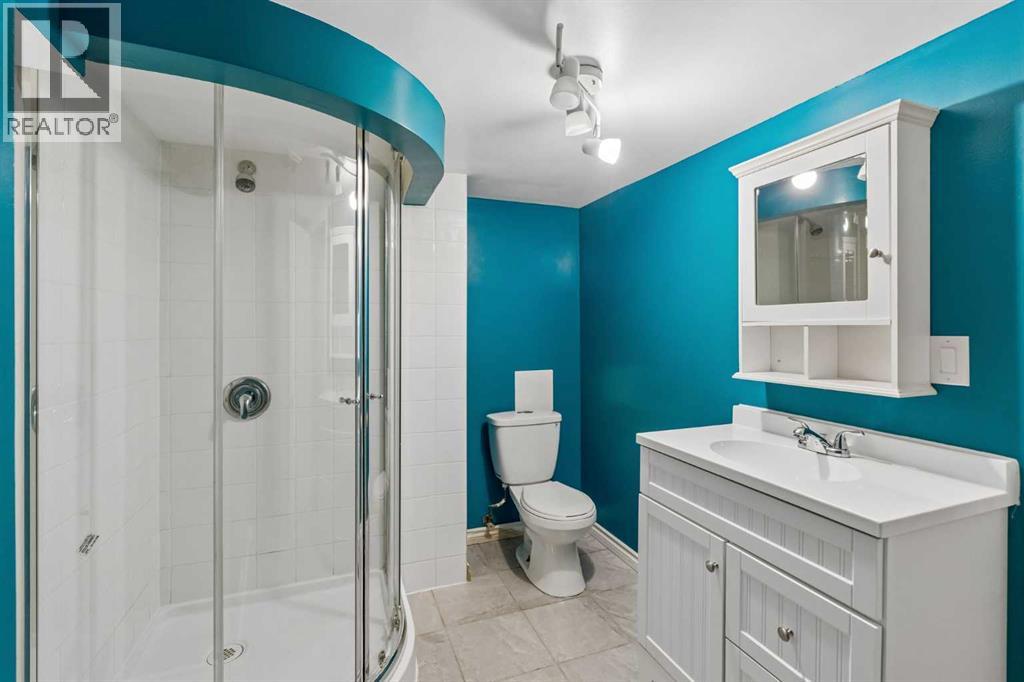 728 Shawnee Drive SW - Image 36