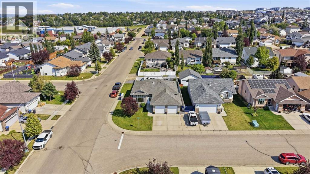 16 Filbert Close - 34