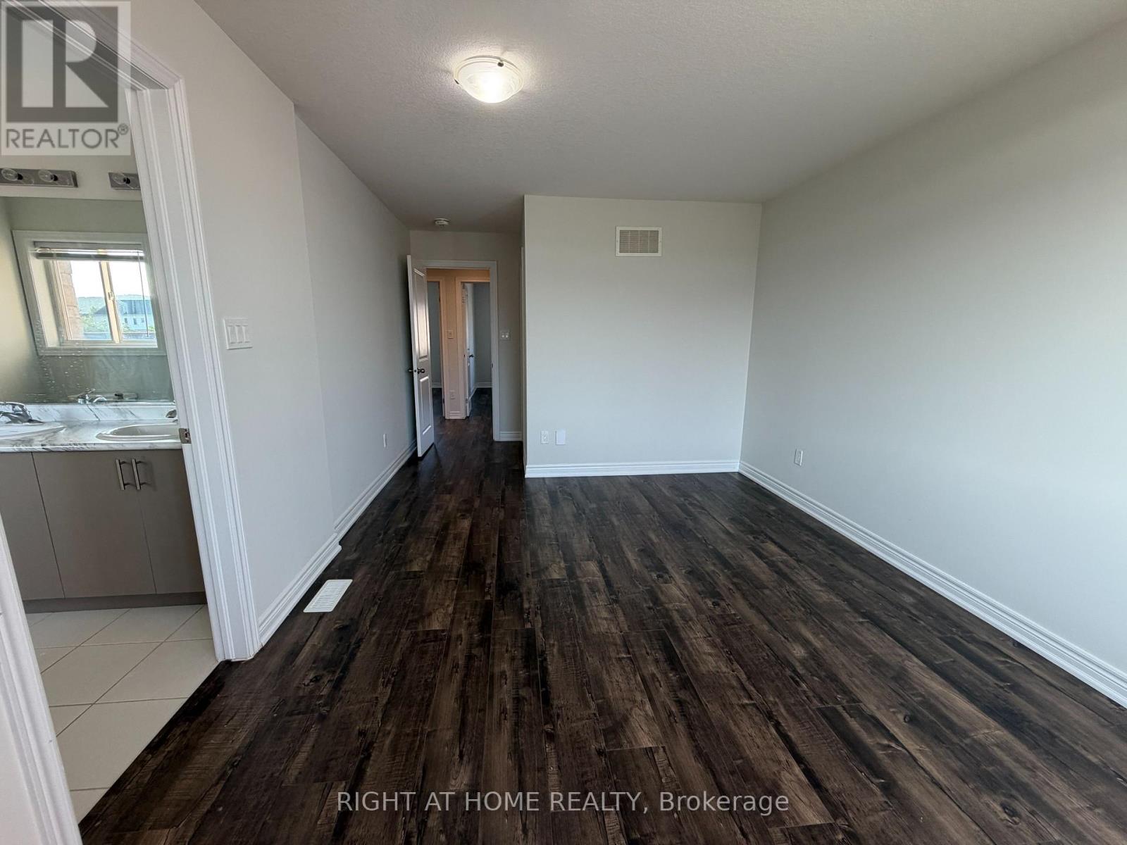 105 SONOMA LANE - Image 19