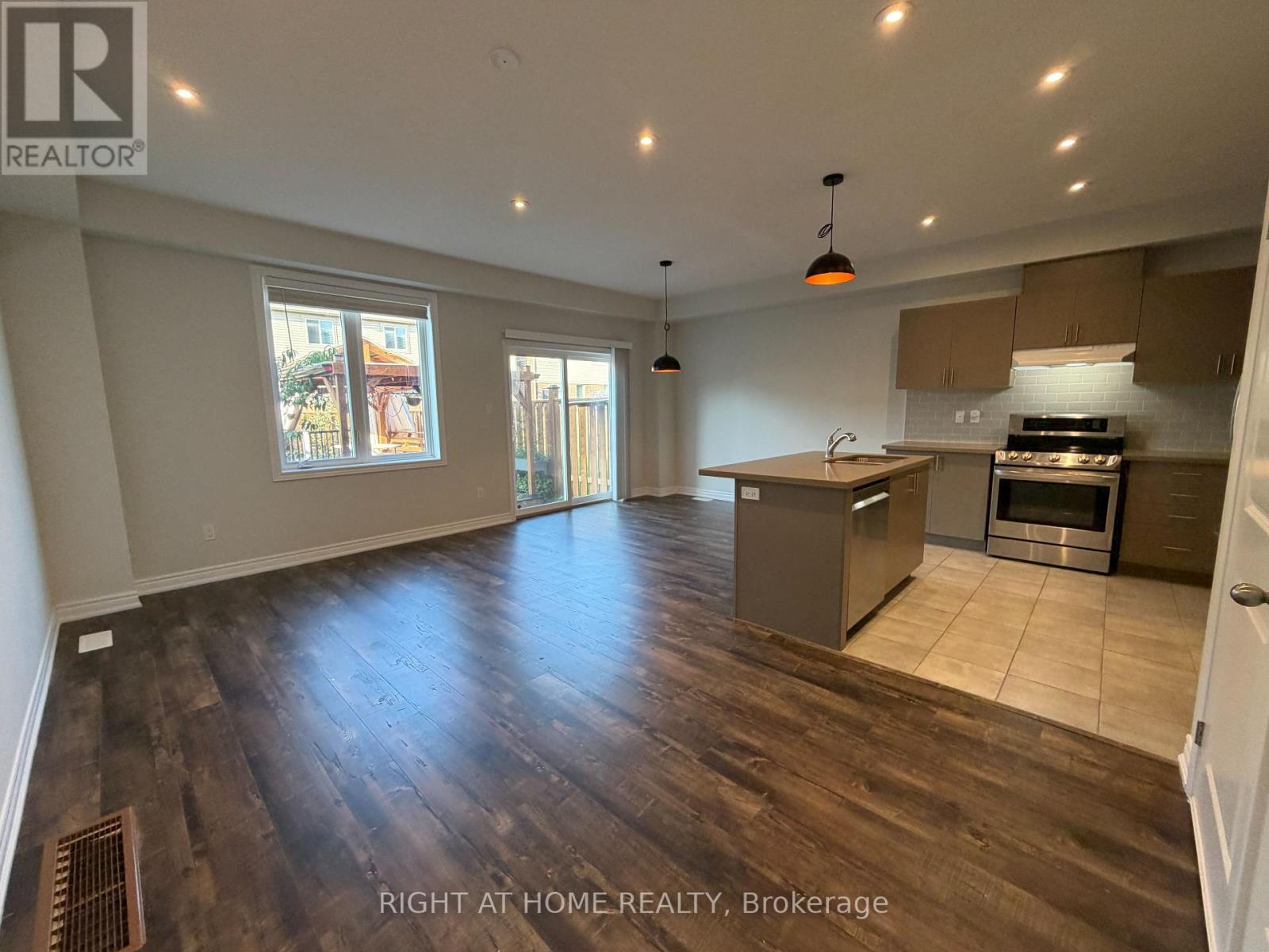 105 SONOMA LANE - Image 14