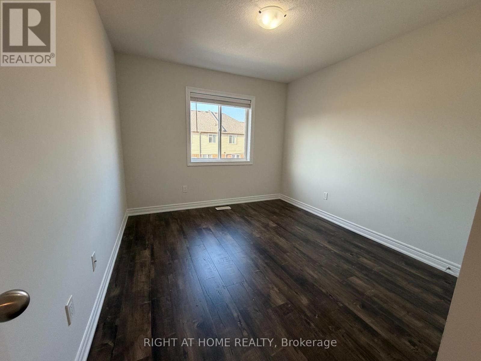 105 SONOMA LANE - Image 21