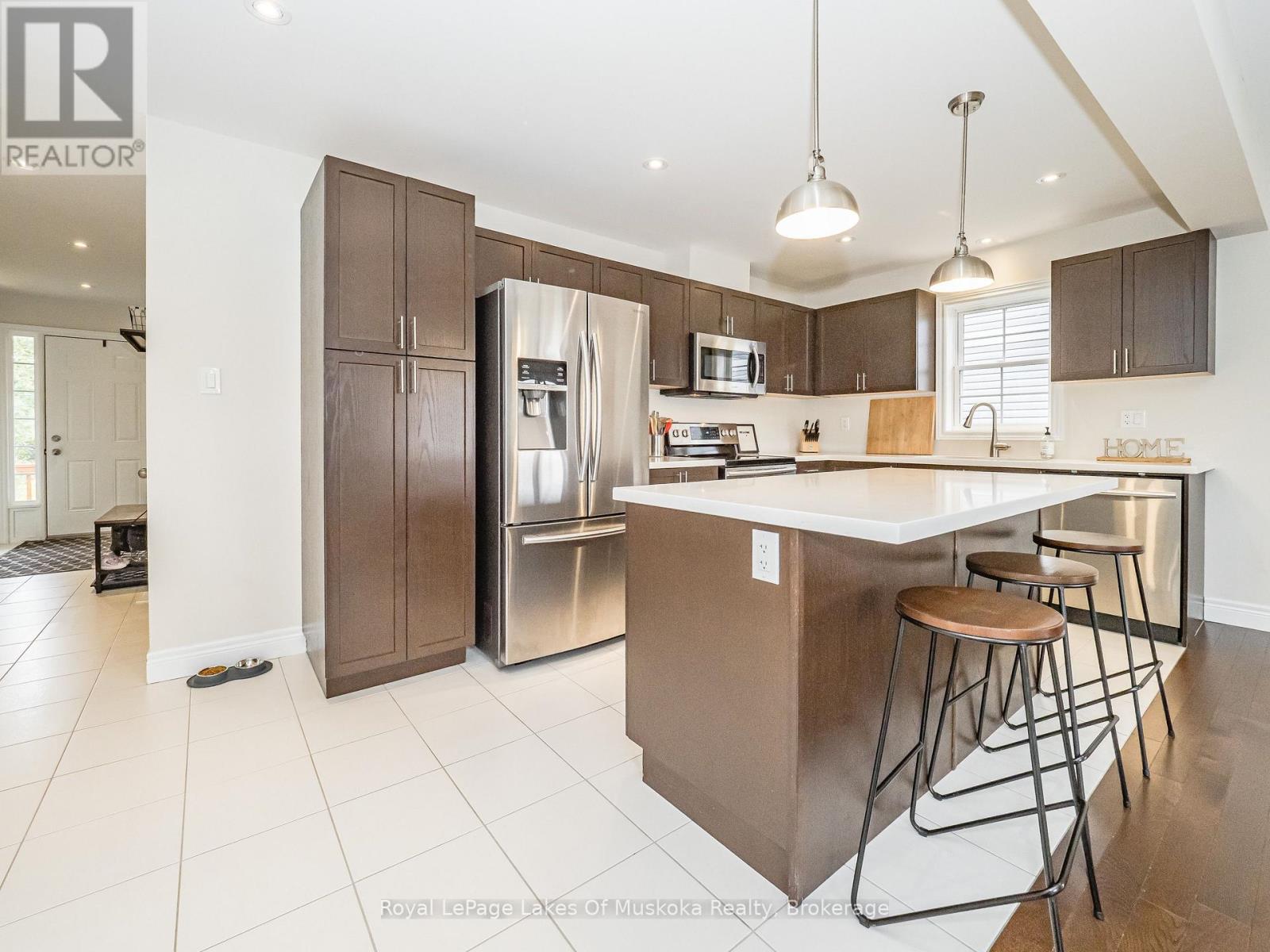 85 DOUGLAS DRIVE - Image 10