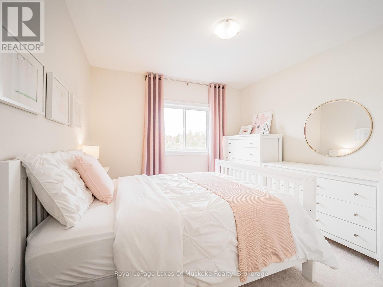 85 DOUGLAS DRIVE - 22