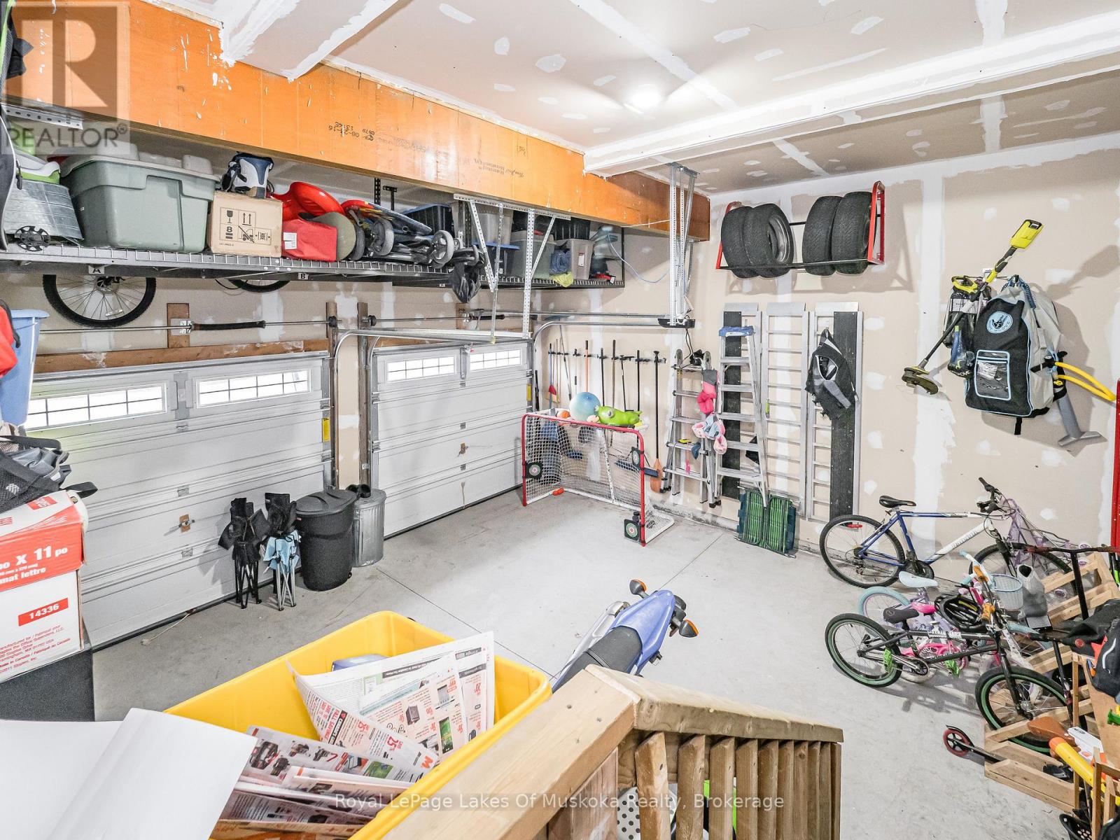 85 DOUGLAS DRIVE - Image 31