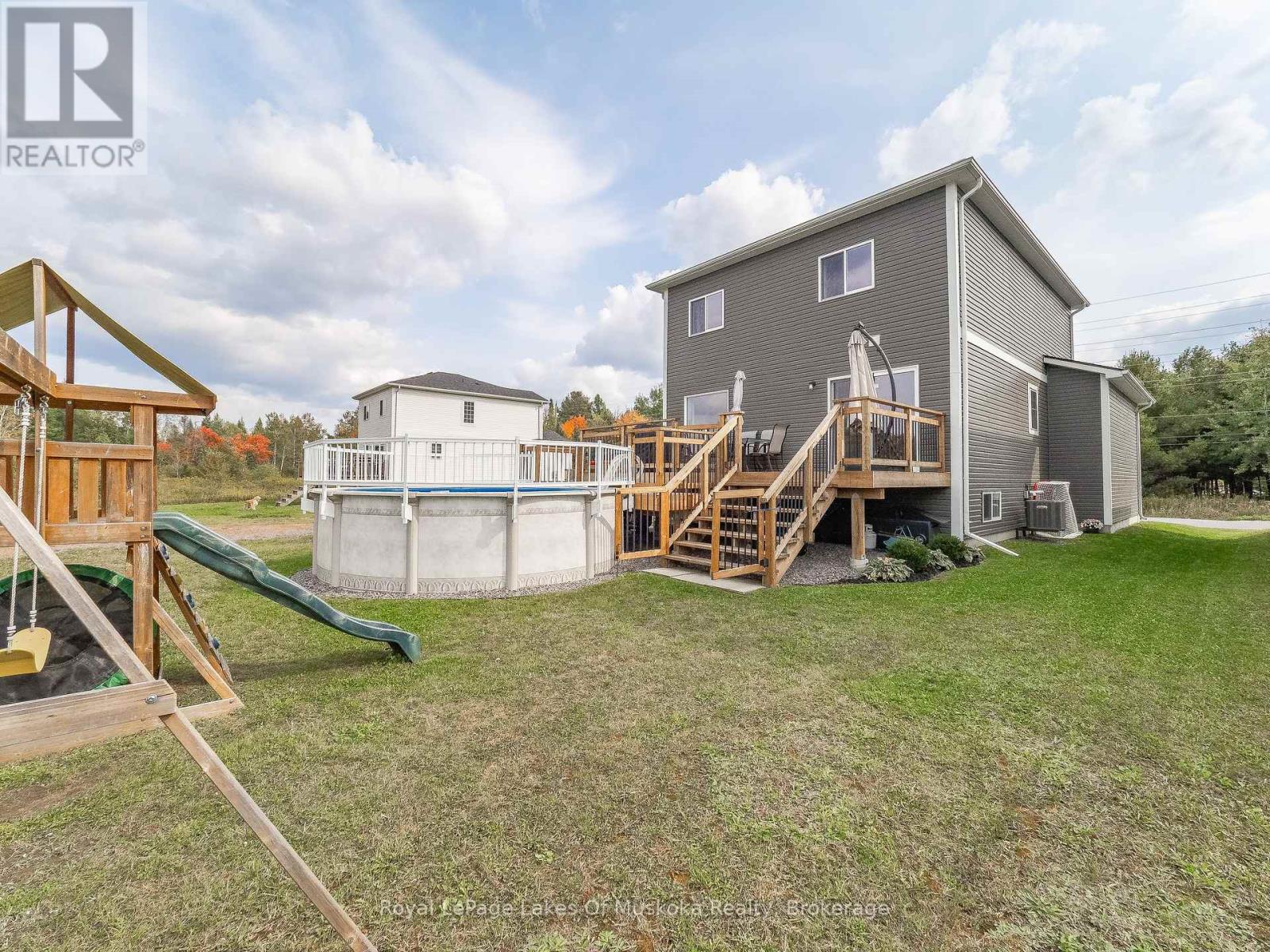 85 DOUGLAS DRIVE - 40
