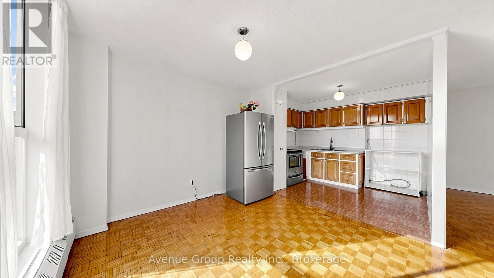 #417 4673 JANE STREET - 11