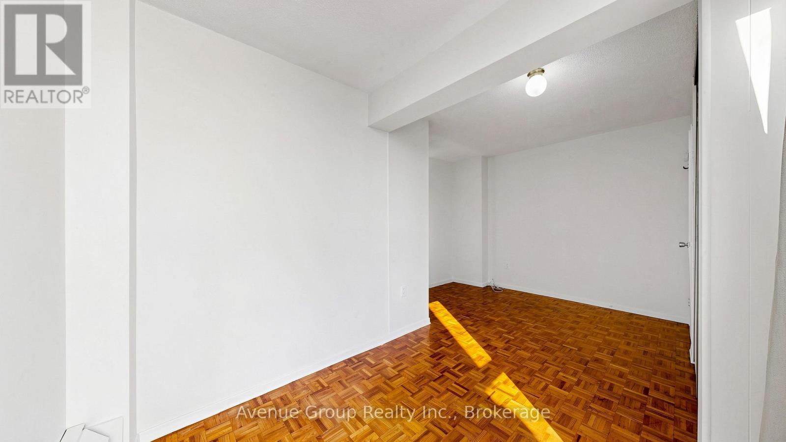 #417 4673 JANE STREET - 20