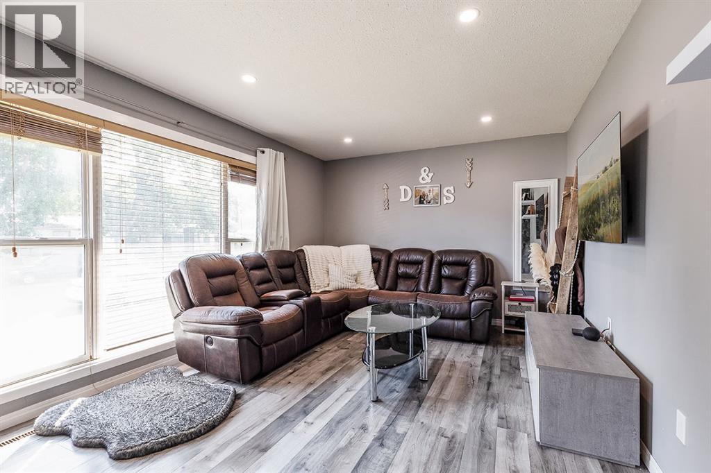 2332 20 Avenue SE - 7