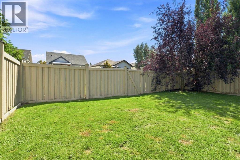 10465 Royal Oaks Drive - Image 32
