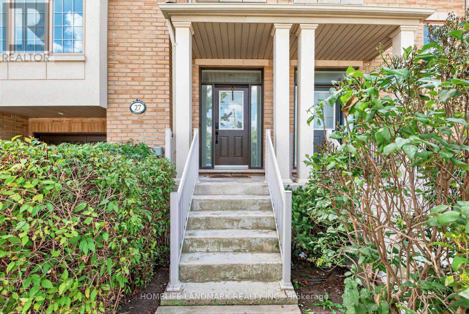 #27 8900 BATHURST STREET - 2