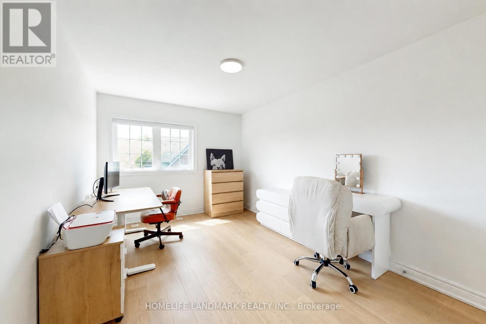 #27 8900 BATHURST STREET - Image 33