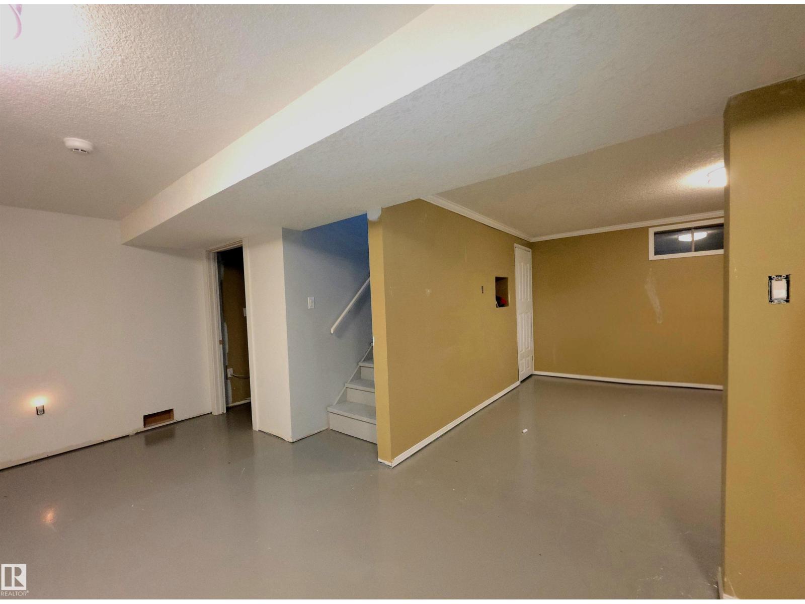 10543 109 ST - Image 34