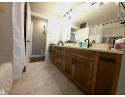 10543 109 St, Westlock, AB T7P1A9 Photo 24