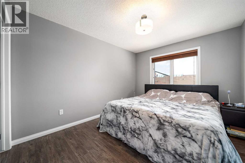 96 Northlands Crescent NE - 14