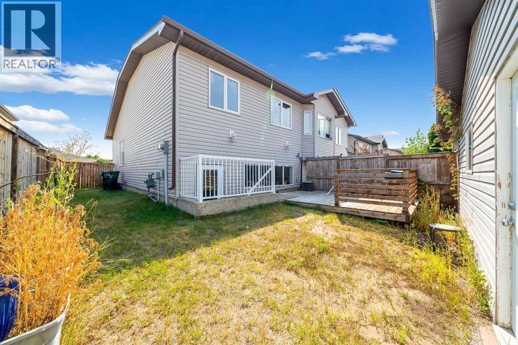 96 Northlands Crescent NE - 36
