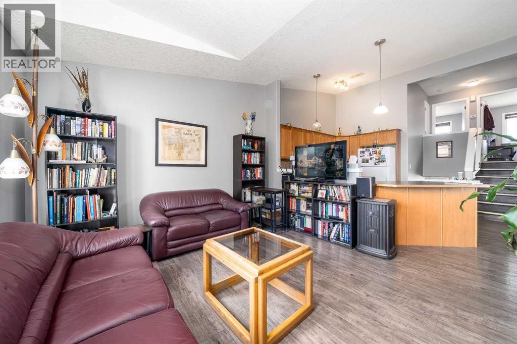 96 Northlands Crescent NE - 7
