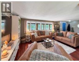 22048 Township Road 720, Valleyview, AB T0H3N0 Photo 10