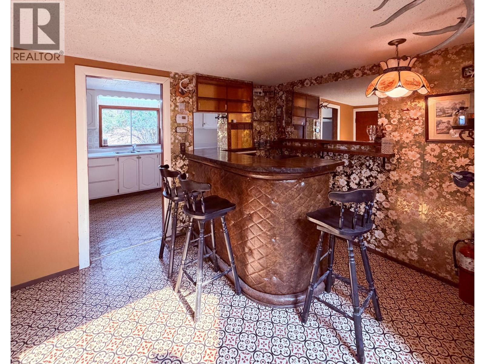 5740 95 Highway, Edgewater