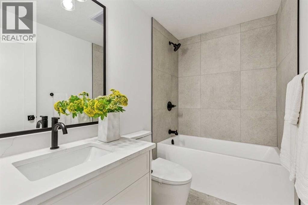 4920 21 Avenue NW - Image 40