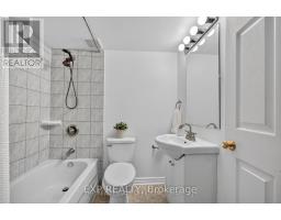106 Corsica Private W, Ottawa, ON K1G5Y1 Photo 6