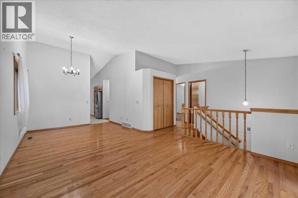 273 Sandarac Drive NW - 12